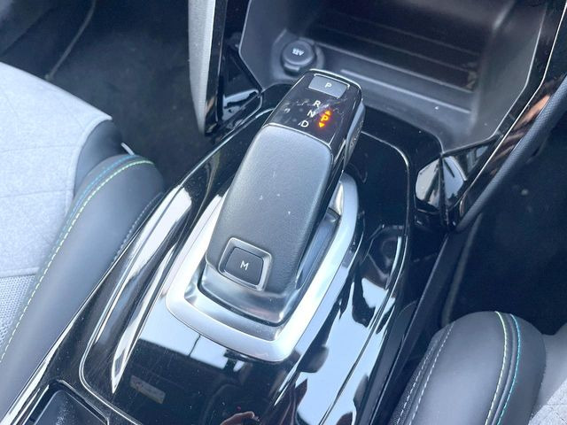 ��MT���[�h�t��AT:�ʏ�͎����ł����Ȃ���ϑ�(�M�A�`�F���W)���h���C�o�[�̑���ɂ���ĈӐ}�I�ɕς�����V�X�e���ł��B����w���i�̃h���C�u�����y���݂��������܂�!