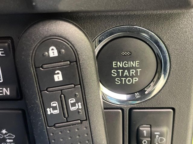 �y�L�[�t���[�V�X�e���z�J�o����|�P�b�g�ɓ��ꂽ�܂܂ł��h�A�̎{���E�������\�ȃX�}�[�g�L�[�𑕔��B�G���W���̃I���E�I�t�����J�M�����o���K�v����������Ƃ��Ă��֗��ł���