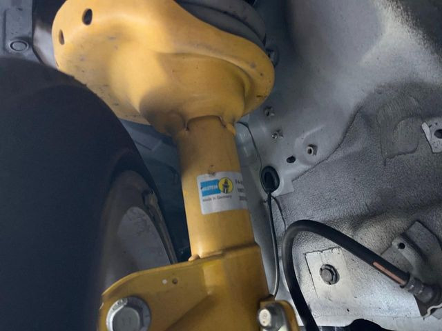 �y�r���V���^�C�����_���p�[�z�������s���̎ԗ����萫�����コ���Ă����l�C�̑����B�X���̏��S�n���]���ɂ����A�X�|�[�e�B�ȑ��s�����y���݂��������܂���