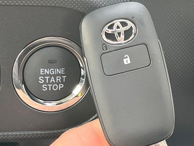 �y�X�}�[�g�L�[�z�J�o����|�P�b�g�ɓ��ꂽ�܂܂ł��h�A�̎{���E�������\�ȃX�}�[�g�L�[�𑕔��B�G���W���̃I���E�I�t�����J�M�����o���K�v����������Ƃ��Ă��֗��ł���