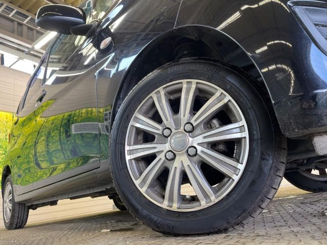 �y14�C���`�A���~�z�C�[���z�O�ςɃ}�b�`�����A���~�z�C�[���𑕒����Ă���܂��B�e��A���~�z�C�[����A�X�^�b�h���X�^�C�����戵�����Ă���܂��B���񂲑��k����������