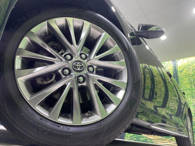 �y����17�C���`�A���~�z�C�[���z�O�ςɃ}�b�`���������A���~�z�C�[���𑕒����Ă���܂��B�e��ЊO�A���~�z�C�[����A�X�^�b�h���X�^�C�����戵�����Ă���܂��B���񂲑��k����������