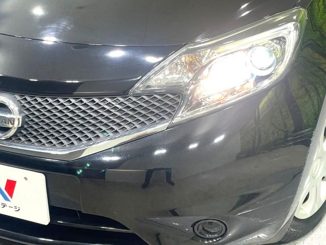 �yLED�w�b�h���C�g�z���V����ԑ��s�����ǍD�Ȏ��E���m�ۂ����S���ĉ^�]�ł��鍂�P�xLED�w�b�h���C�g�𑕔�!�_�����x�������A����d�͂��}�����Ă��܂��B