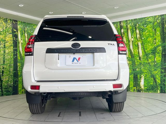 安心の最長10年・走行無制限保証(有償)をご用意。保証内容も充実はもちろん、無料点検&オイル交換や、年中無休の全国・24時間ロードサービスも付帯されておりますのでご安心下さい。