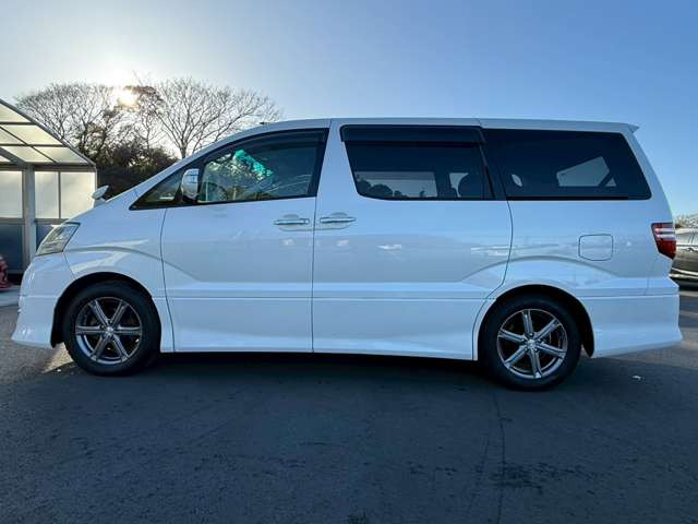 ���X�݌ɂ͊O���A�����N���[�j���O��ɓW�����A�����Ď��̏C�����̗L���A���[�^�[��������̗L������O�ҋ@�ւɂ�錟����S����{���Ă���܂��B�Ԍ��A�����A����h�������ЂőΉ��ł��܂��̂ł����S���������B