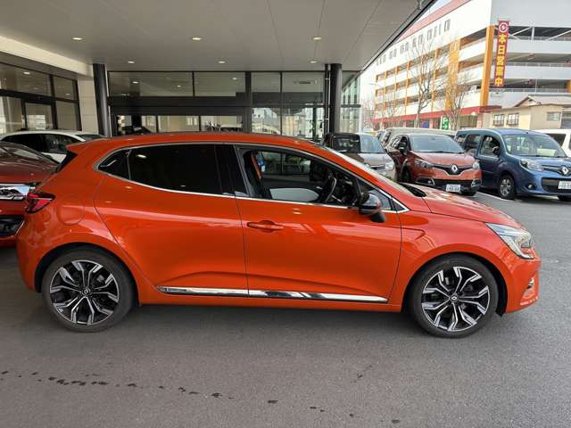 �V���ɒ��������ʓI�Ɏ�����邱�ƂŁA��������_�C�i�~�Y���A�X�|�[�e�B����\�������B