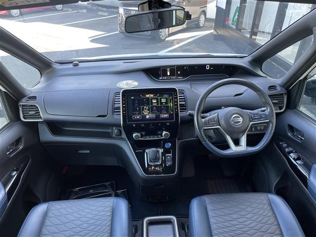 セレナ1.2 e-POWER AUTECH セーフティパッケージ