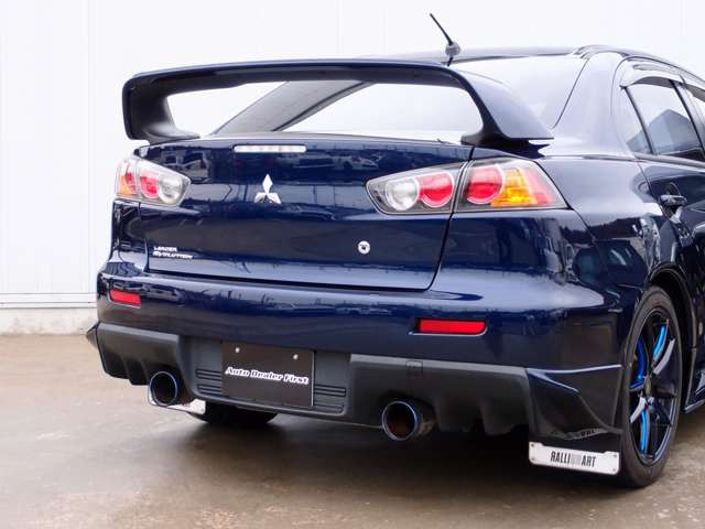 �e��I�[�g���[���戵�����B�ʏ�I�[�g���[���Œ�120�񂩂�A���R�ԍό^120��܂ŁA���q�l�̃j�[�Y�ɍ��������x�����@�����ē������Ă������܂��B�R���Ɏ��M�̖������q�l�����C�y�ɂ����k�������܂�