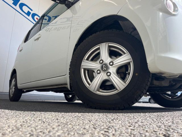 �y13�C���`�A���~�z�C�[���z�O�ςɃ}�b�`�����A���~�z�C�[���𑕒����Ă���܂��B�e��A���~�z�C�[����A�X�^�b�h���X�^�C�����戵�����Ă���܂��B���񂲑��k����������