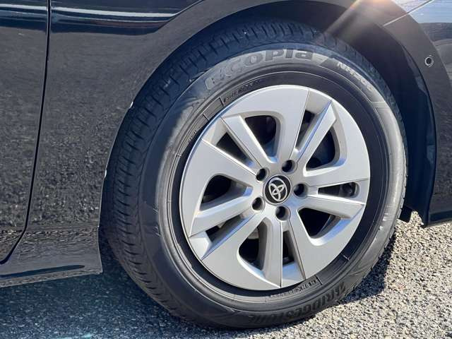弊社は、お客さまのニーズにお応え出来るよう、豊富な車種を取り揃えております。お乗り換えの際も、是非、よろしくお願いいたします。