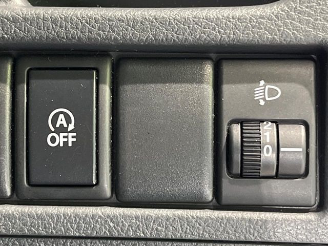 �y�A�C�h�����O�X�g�b�v�z�ԐM����a�؂Œ�Ԃ����ۂɃG���W�����~���A���ʂȔR���̏����}���܂��B�R��������ی�ɂȂ���@�\��G���W���̓u���[�L�𗣂��΍Ďn�����܂��B