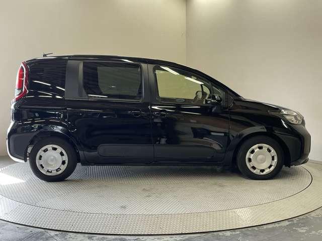 �����A�ЊO�̃G�A���p�[�c�̎�t���\�ł�!�����ƃJ�b�R�ǂ����������͂��C�y�ɂ��q�˂�������!!