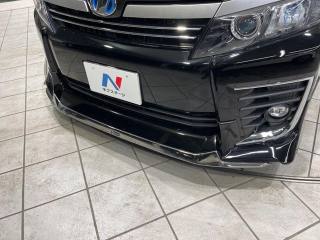 ヴォクシー1.8 ハイブリッド ZS 煌II