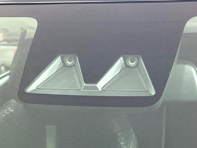 �y�X�}�[�g�A�V�X�g�z���s���ɑO���̎ԗ�����F�����A�Փ˂������Ȏ��͌x��ƃu���[�L�ŏՓˉ���Ɣ�Q�y�����A�V�X�g�B�����S�Ƀh���C�u�����y���݂��������܂��B