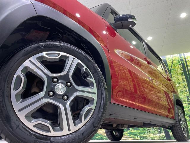 �y����15�C���`�A���~�z�C�[���z�O�ςɃ}�b�`���������A���~�z�C�[���𑕒����Ă���܂��B�e��ЊO�A���~�z�C�[����A�X�^�b�h���X�^�C�����戵�����Ă���܂��B���񂲑��k����������