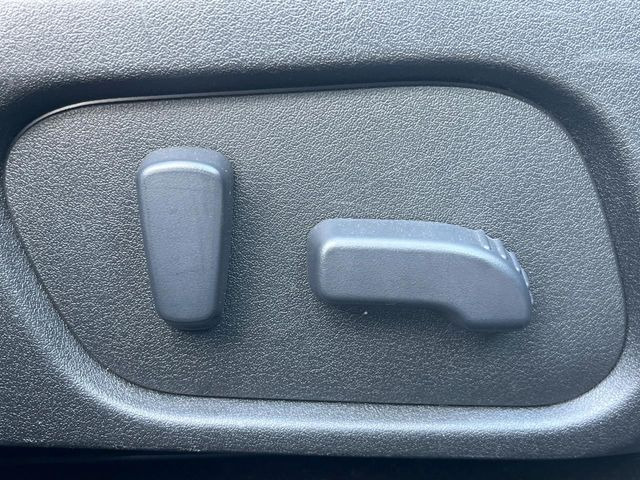 �y�p���[�V�[�g�z�X�C�b�`��ŊȒP�ɃV�[�g�̔��������\!�d��������͂�����܂���!���K�ȃV�[�g�|�W�V�����ɃZ�b�g���āA���K�ȃh���C�u�����y���݂��������B