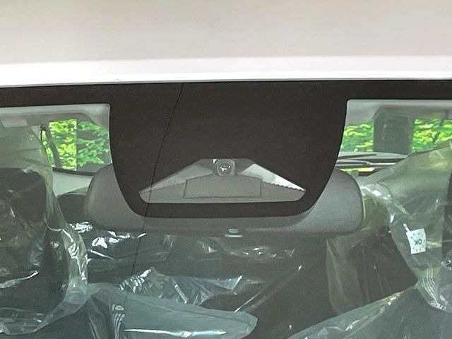 �y�z���_�Z���V���O�z���s���ɑO���̎ԗ�����F�����A�Փ˂������Ȏ��͌x��ƃu���[�L�ŏՓˉ���Ɣ�Q�y�����A�V�X�g�B�����S�Ƀh���C�u�����y���݂��������܂��B