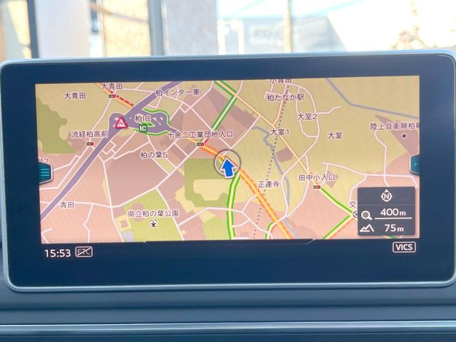 ���A�E�f�B�����i�r:��̊��̂���i�r�́A����������ԓ������o���Ă���܂��BBluetooth�Đ��ȂǃI�[�f�B�I�@�\���[�����Ă���܂��̂ŁA�^�]�����y���߂܂���