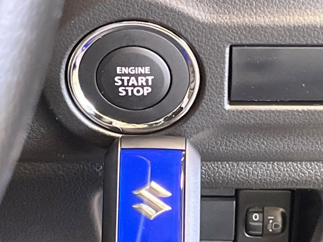 �y�L�[���X�X�^�[�g�V�X�e���z�J�o����|�P�b�g�ɓ��ꂽ�܂܂ł��h�A�̎{���E�������\�ȃX�}�[�g�L�[�𑕔��B�G���W���̃I���E�I�t�����J�M�����o���K�v����������Ƃ��Ă��֗��ł���