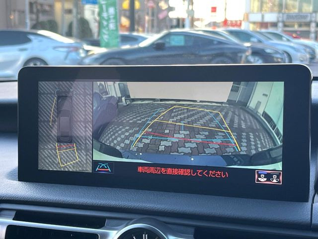 �y�p�m���~�b�N�r���[���j�^�[�z��p�̃J�����ɂ��A�ォ�猩���낵���悤�Ȏ��_��360�x�N���}�̎��͂��m�F���邱�Ƃ��ł��܂������p�������m�F���₷���A�����ꏊ�ł̐؂�Ԃ��⒓�Ԃ��X���[�Y�ɍs���܂��B