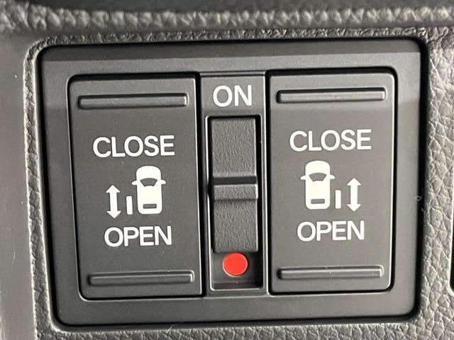 �y�����p���[�X���C�h�h�A�z�X�}�[�g�L�[��^�]�Ȃ̃X�C�b�`�Ō�ȗ����X���C�h�h�A�̊J���\���d��������͂����ăh�A���J����K�v�������A�����Ȃ��q�l�ł��ȒP�ɊJ���߂ł����K�ł���