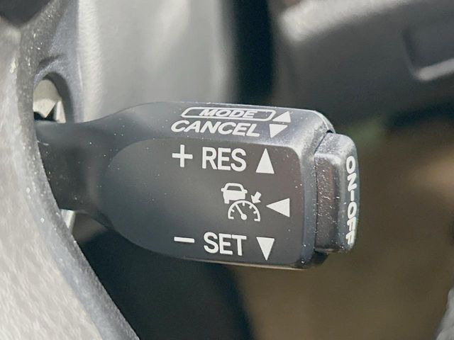 �y���[�_�[�N���[�Y�R���g���[���z�������H�ł̒��������s���y��!!�����ő��x��ۂN���[�Y�R���g���[�����A�Փˌy���V�X�e���ƘA�g���A�O���̎ԗ������m���ĎԊԂ�ۂ悤�ɑ��x���߂��Ă���܂�!!