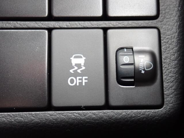 �y������h�~�@�\�z���s���ɕs����ȏ�ԂɂȂ����N���}�𐧌䂵�Ĉ��肳���邽�߂̃V�X�e���ł��B