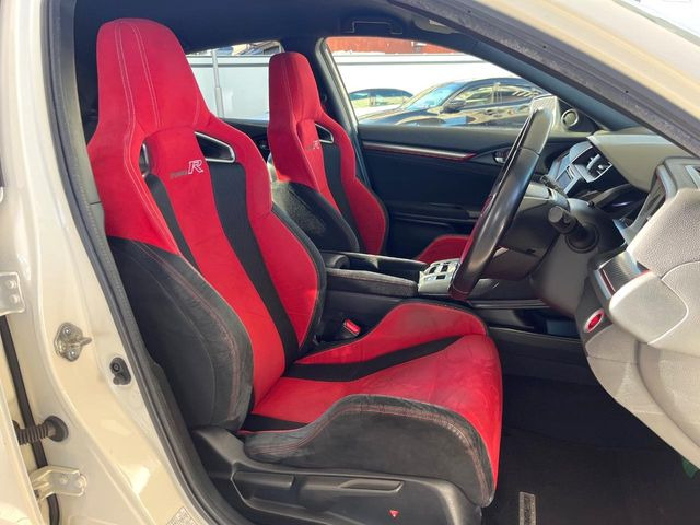 �y��p�X�|�[�c�V�[�g�z�z�[���h���ɗD��A�J�[�u���̑̂������}�����Ă���܂��B�܂��A�̂Ƀt�B�b�g���邩�獘��w�������ɂ����A�����O�h���C�u�⍂�����s�ł����K�ɂ��߂������������܂���