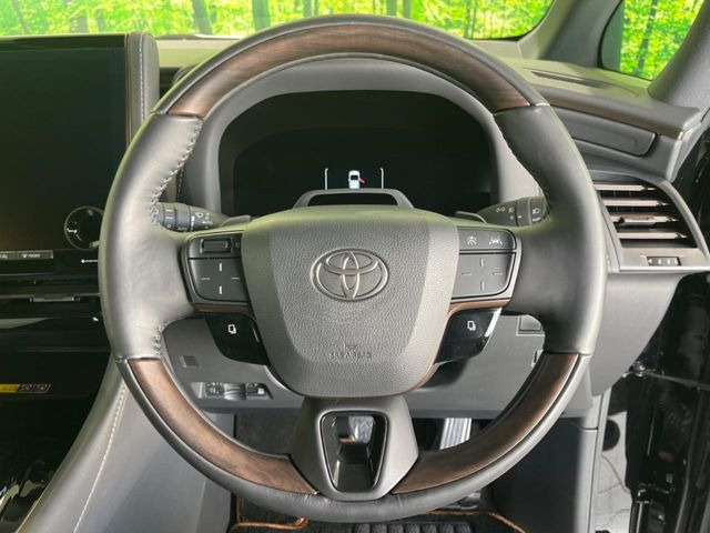 ステアリングも使用感が少なく、きれいな状態となっております♪