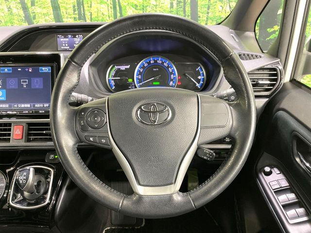 �y�����v�����X�e�A�����O�z�㎿�Ȋv���g�p���邱�ƂŁA��ɂ����������݂ƂĂ��^�]���₷���n���h���ł���