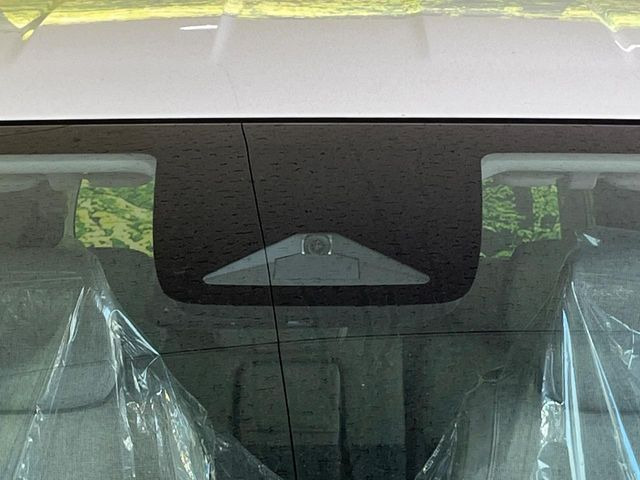 �y�z���_�Z���V���O�z���s���ɑO���̎ԗ�����F�����A�Փ˂������Ȏ��͌x��ƃu���[�L�ŏՓˉ���Ɣ�Q�y�����A�V�X�g�B�����S�Ƀh���C�u�����y���݂��������܂��B