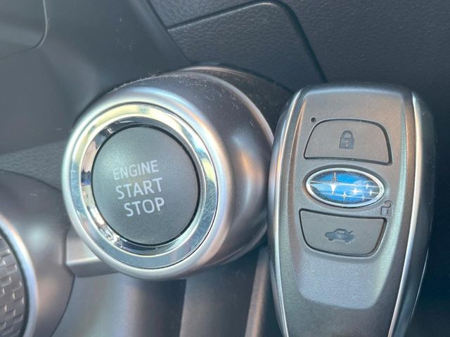 �y�A�N�Z�X�L�[&�v�b�V���X�^�[�g�z�J�o����|�P�b�g�ɓ��ꂽ�܂܂ł��h�A�̎{���E�������\�ȃX�}�[�g�L�[�𑕔��B�G���W���̃I���E�I�t�����J�M�����o���K�v�������A�{�^�����v�b�V�����邾����OK��