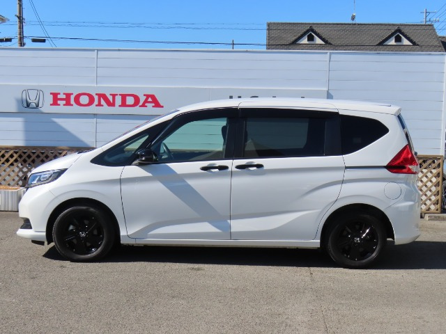 フリード1.5 ハイブリッド G