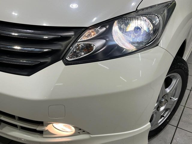 �yHID�w�b�h���C�g�z���ɖ��邭�O�����Ƃ炵�Ă����̂ŁA���V����Ԃ̑��s�������E�ǍD�ň��S���Ă���肢�������܂��B