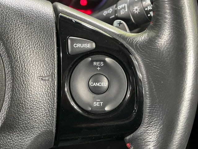 �y�N���[�Y�R���g���[���z�������H�����N���N���s�B�A�N�Z���𗣂��Ă���葬�x�ő��s���ł��A�������^�]���̕��S���y��!�����E�������ȒP�ȃX�C�b�`����Œ����ł��܂��B