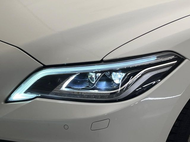 �y�O��LED�w�b�h���C�g�z�X�^�C���b�V���Ȍ����ڂ̎O��LED�w�b�h���C�g�𑕔���X�^�C�������łȂ��A��Ԃ̑��s�����E�ǍD�ň��S���Ă���肢�������܂��B