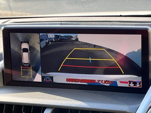 �y�p�m���~�b�N�r���[���j�^�[�z��p�̃J�����ɂ��A�ォ�猩���낵���悤�Ȏ��_��360�x�N���}�̎��͂��m�F���邱�Ƃ��ł��܂������p�������m�F���₷���A�����ꏊ�ł̐؂�Ԃ��⒓�Ԃ��X���[�Y�ɍs���܂��B