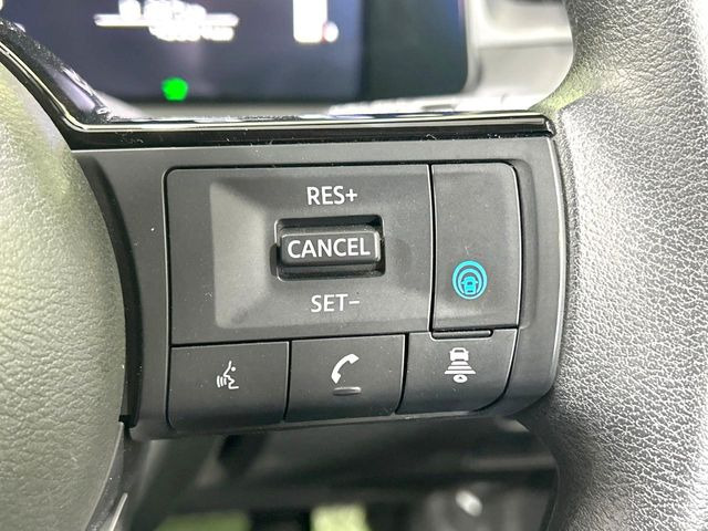 �y�v���p�C���b�g�z�������H�ł̒��������s���y��!!�a�؎��Ə��񑖍s�̃V�[���ŁA�A�N�Z���E�u���[�L�E�X�e�A�����O�������Ő��䂵�A�������^�]�̕��S���y�����Ă���܂���