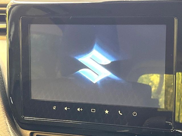 �y���[�J�[9�^�i�r�z�C���e���A�ɗn�����ރX�^�C���b�V���ȁu��p�݌v�v���[�J�[�i�r�𑕔��􎋔F���⑀�쐫�ȂǊ�{���\�ɂ��D��A���㎿�ȃJ�[���C�t�����y���݂��������܂��B