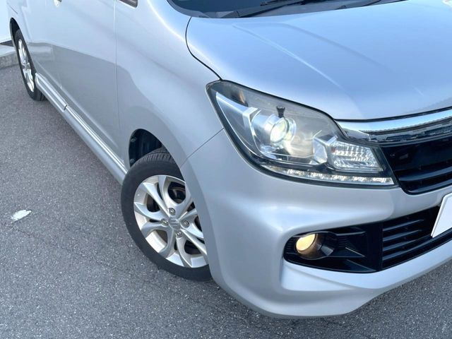 �yHID�w�b�h���C�g�z���ɖ��邭�O�����Ƃ炵�Ă����̂ŁA���V����Ԃ̑��s�������E�ǍD�ň��S���Ă���肢�������܂��B