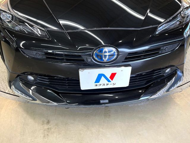 プリウス1.8 S ツーリングセレクション ブラックエディション