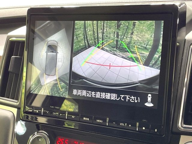 �y�}���`�A���E���h���j�^�[�z��p�̃J�����ɂ��A�ォ�猩���낵���悤�Ȏ��_��360�x�N���}�̎��͂��m�F���邱�Ƃ��ł��܂������p�������m�F���₷���A�����ꏊ�ł̐؂�Ԃ��⒓�Ԃ��X���[�Y�ɍs���܂��B