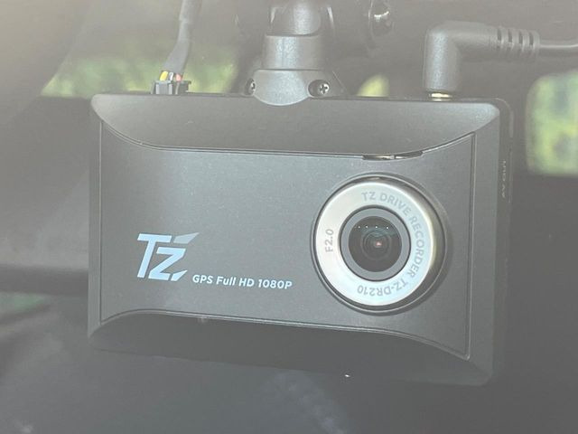 �y�h���C�u���R�[�_�[�z�h���C�u���R�[�_�[����!���s���͂������A������^�]�⎖�̂ɑ��������ہA�f���ŋL�^���A����̃��X�N�ɔ����܂��B���L�^�pSD�J�[�h�͂��q�l�����g�ł��������������K�v������܂��B