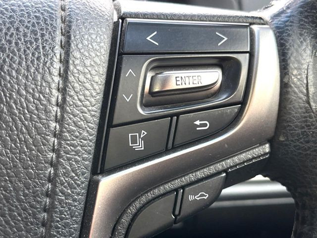 �y�v���N���b�V���Z�[�t�e�B�z�O���̎ԗ��������m���A�Փ˂������Ȏ��͌x��Œ��ӂ𑣂��A�u���[�L�𓥂ޗ͂��T�|�[�g�B�u���[�L�𓥂߂Ȃ������ꍇ�͏Փ˔�Q�y���u���[�L���쓮�A�Փˉ�����T�|�[�g���܂��B