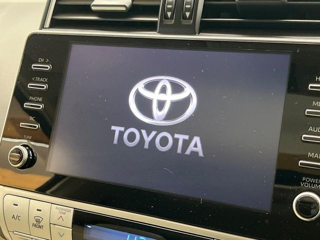 【純正ナビ】人気の純正ナビを装備。オーディオ機能も充実しており、Bluetooth接続すればお持ちのスマホやMP3プレイヤーの音楽を再生可能!毎日の運転がさらに楽しくなります!!