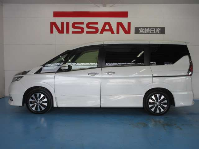 セレナ2.0 ハイウェイスター VセレクションII