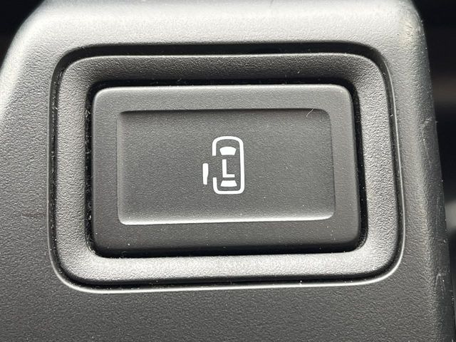 �y�p���[�X���C�h�h�A�z�X�}�[�g�L�[��^�]�Ȃ̃X�C�b�`�ŃX���C�h�h�A�̊J���\���d��������͂����ăh�A���J����K�v�������A���������q�l�ł��A�d���ו��������Ă��鎞�����N�ɊJ���߂ł��܂���