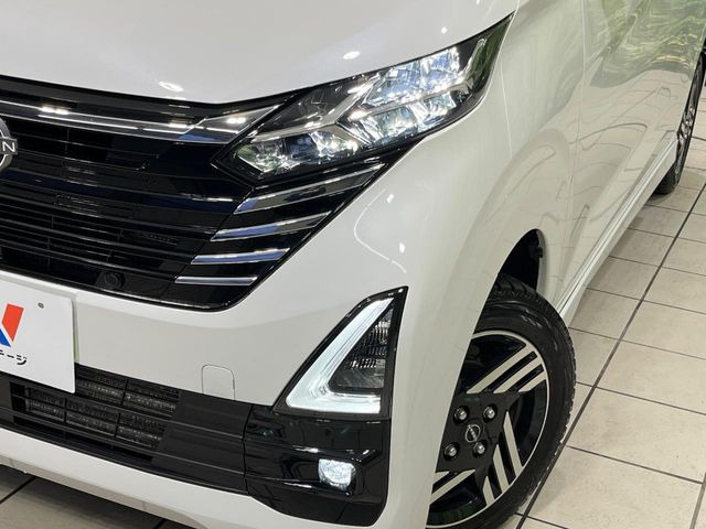 �yLED�w�b�h���C�g�z���V����ԑ��s�����ǍD�Ȏ��E���m�ۂ����S���ĉ^�]�ł��鍂�P�xLED�w�b�h���C�g�𑕔�!�_�����x�������A����d�͂��}�����Ă��܂��B