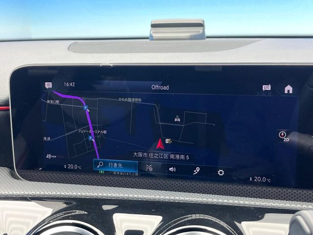 �������i�r:��̊��̂���i�r�́A����������ԓ������o���Ă���܂��B�I�[�f�B�I�@�\���[�����Ă���܂��̂ŁA�^�]�����y���߂܂���