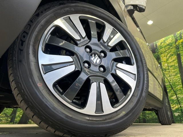 �y����16�C���`�A���~�z�C�[���z�O�ςɃ}�b�`���������A���~�z�C�[���𑕒����Ă���܂��B�e��ЊO�A���~�z�C�[����A�X�^�b�h���X�^�C�����戵�����Ă���܂��B���񂲑��k����������